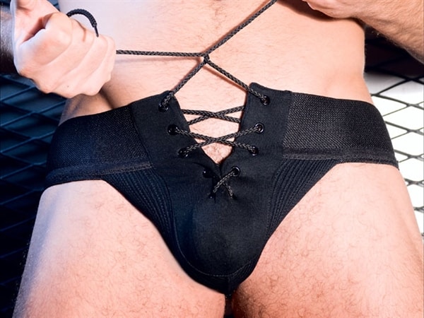 BARCODE Alexander Laced Jock Musta B403102-0